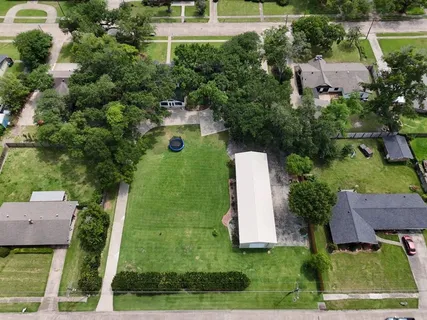 $487,000 | 1218 Bernadette Drive, Sulphur, LA 70663