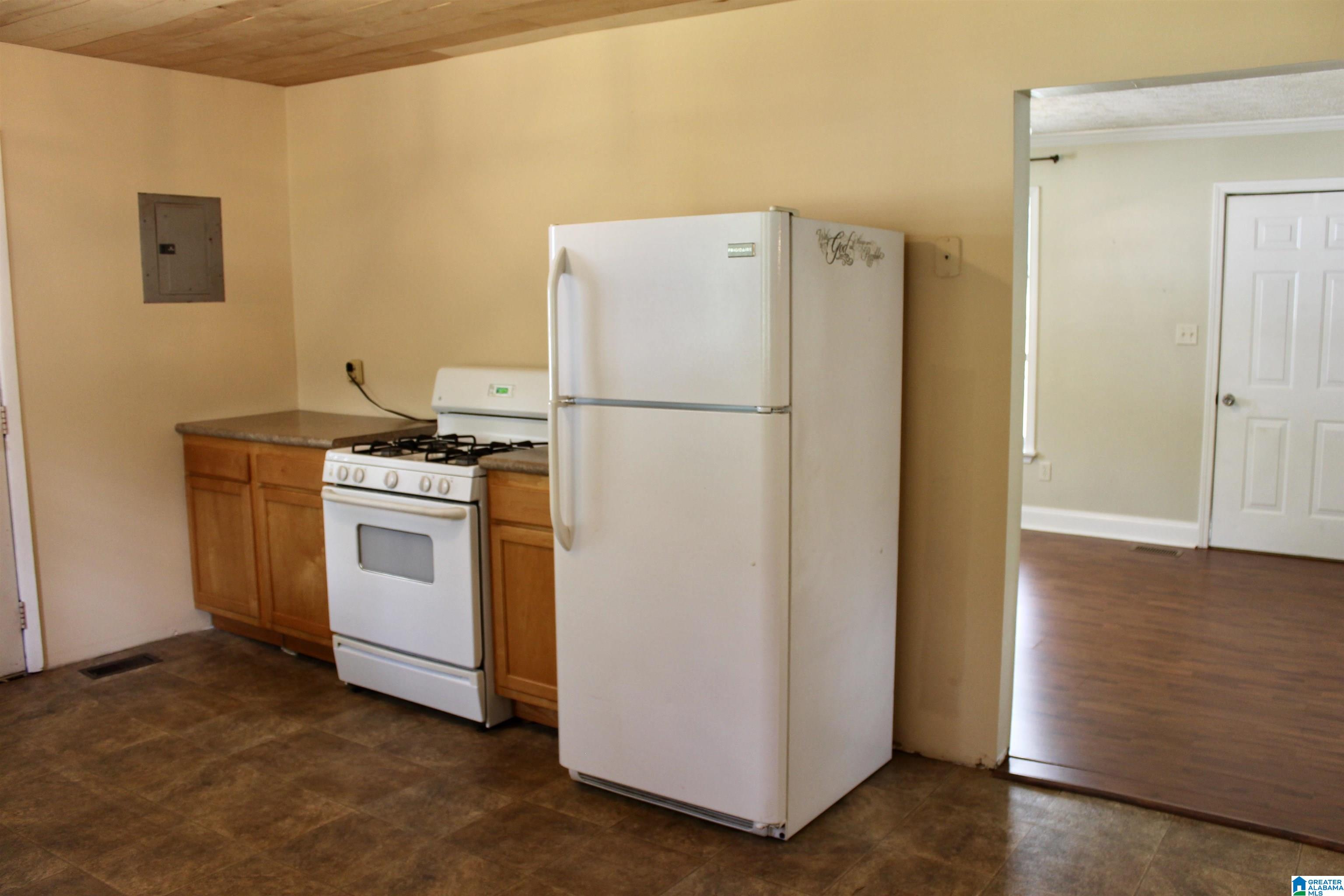 381 Old Ashville Road Ragland, AL 35131 - Photo 8 of 20