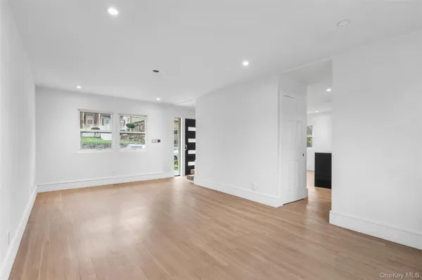 $1,185,000 | 313 Sixth Avenue, Pelham, NY 10803