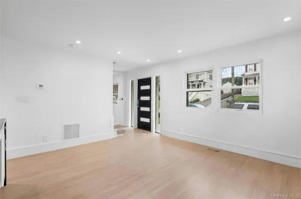 $1,185,000 | 313 Sixth Avenue, Pelham, NY 10803
