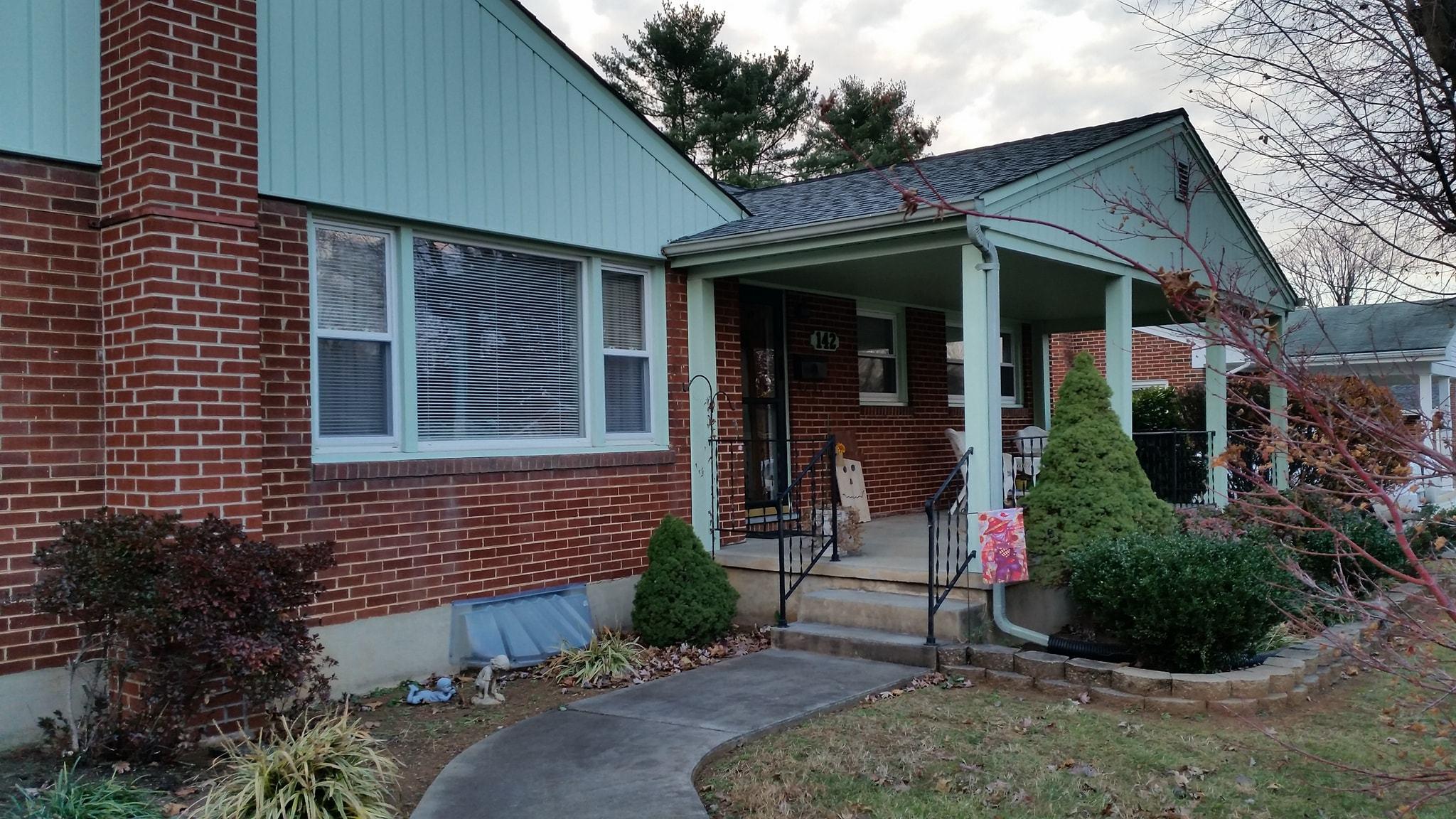 142 Frontier Road Northeast Roanoke, VA 24012 - Photo 4 of 23 f6