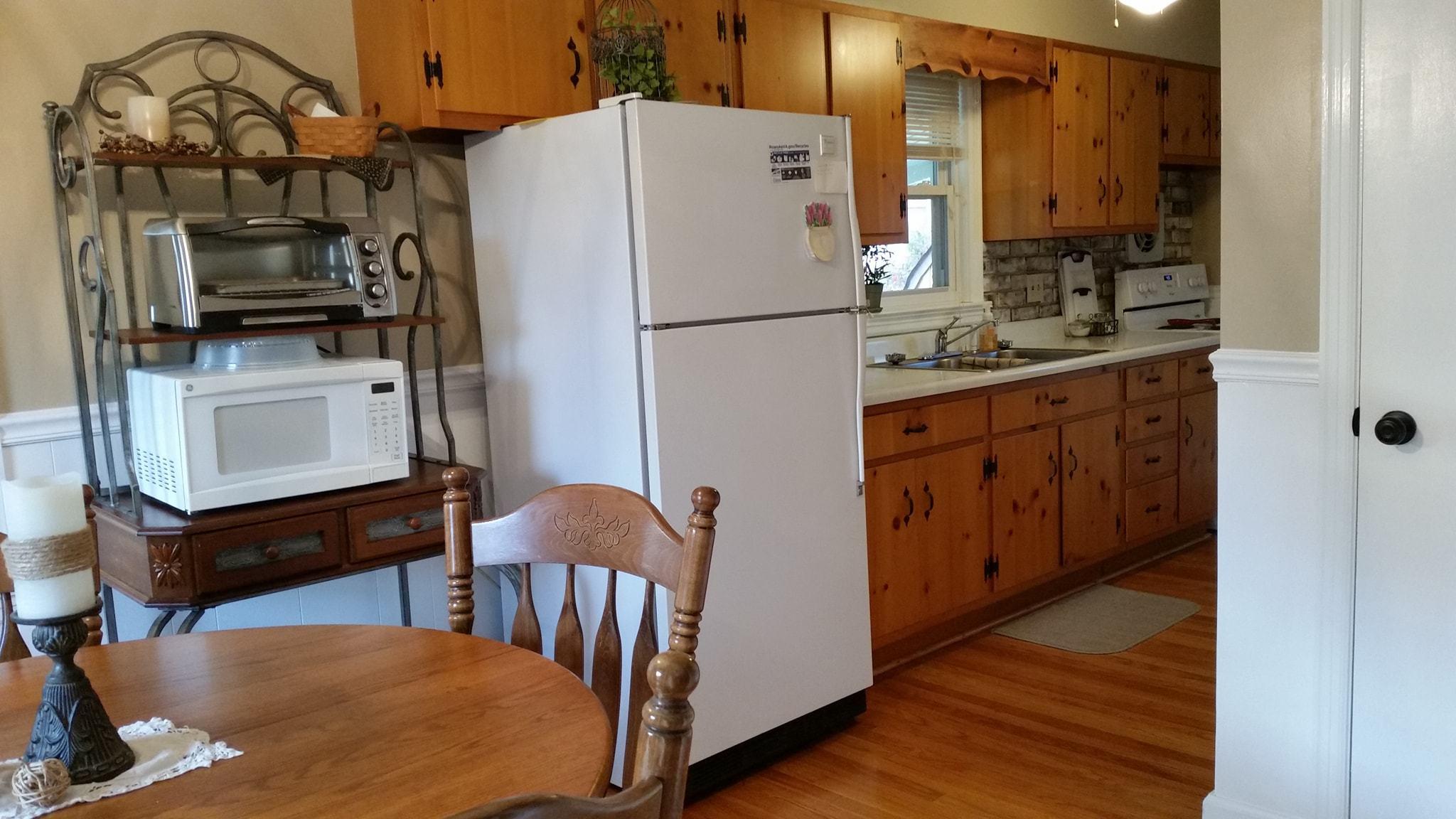 142 Frontier Road Northeast Roanoke, VA 24012 - Photo 8 of 23 f16