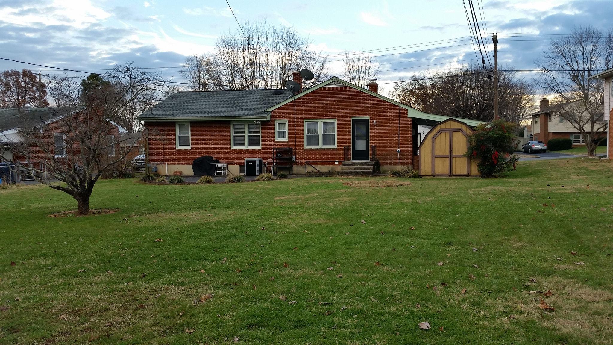 142 Frontier Road Northeast Roanoke, VA 24012 - Photo 10 of 23 f21