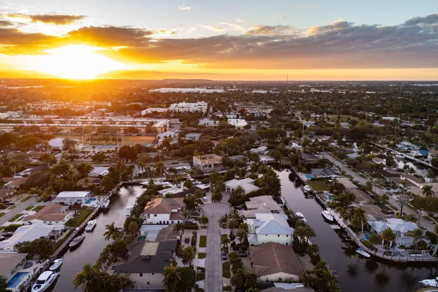 $4,750,000 | 2311 Northeast 47th Street, Lighthouse Point, FL 33064