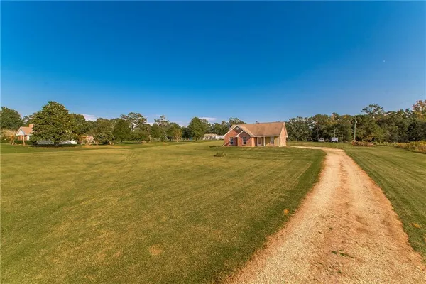 $215,000 | 40002 Silverado Lane, Franklinton, LA 70438