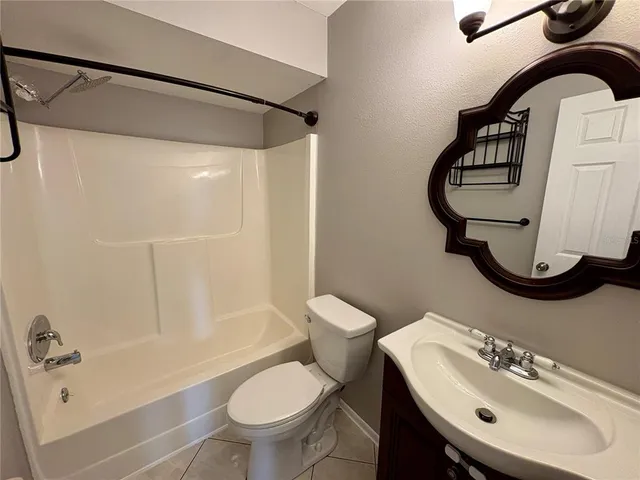 $2,100 | 1314 North Brink Avenue, Sarasota, FL 34237