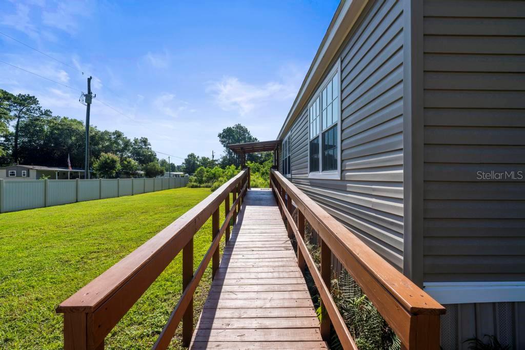 23400 Panther Road Astor, FL 32102 - Photo 6 of 35