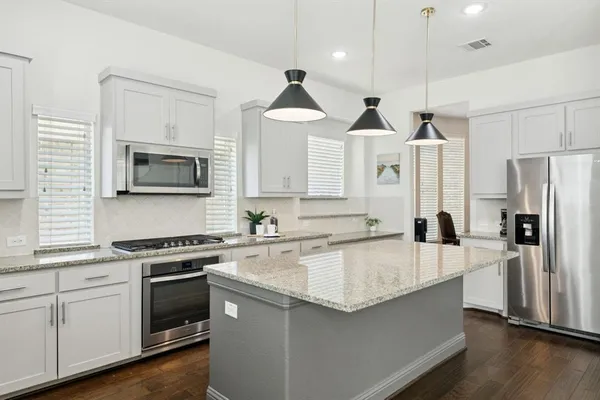 $3,000 | 716 Nathanael Greene Court, Aubrey, TX 76227