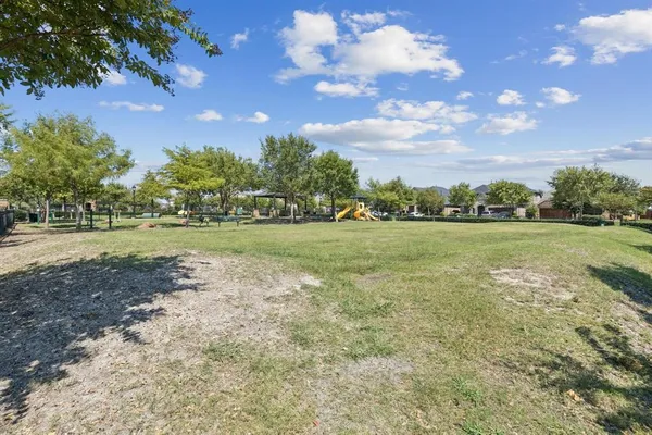 $3,000 | 716 Nathanael Greene Court, Aubrey, TX 76227