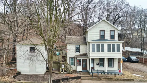 $199,900 | 326 West Spring Street, Unit 1 & 2, Chippewa Falls, WI 54729