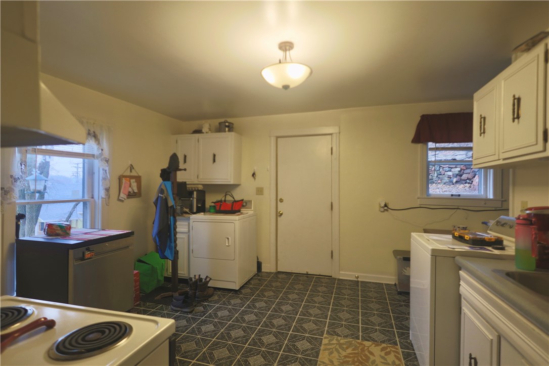 326 West Spring Street, Unit 1 & 2 Chippewa Falls, WI 54729 - Photo 18 of 32