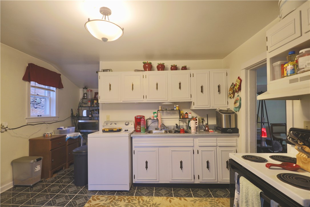 326 West Spring Street, Unit 1 & 2 Chippewa Falls, WI 54729 - Photo 19 of 32