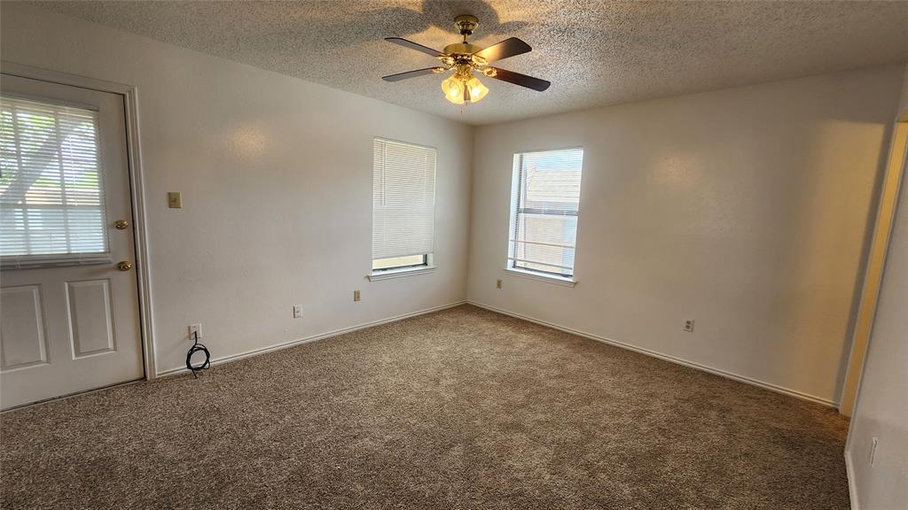 2112 Edwin Street Fort Worth, TX 76110 - Photo 5 of 8
