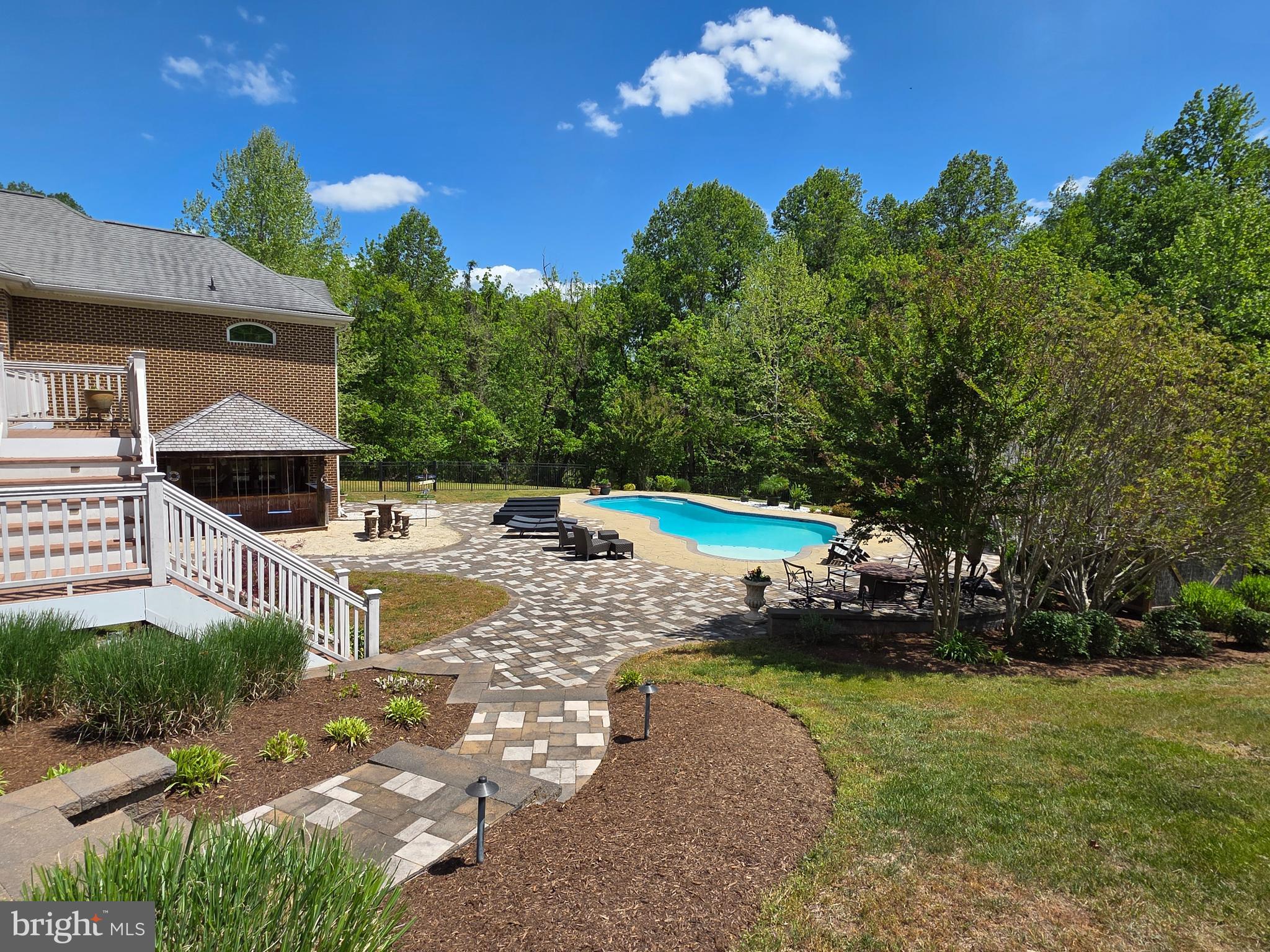 7205 Flint Hill Road Owings, MD 20736 - Photo 3 of 31