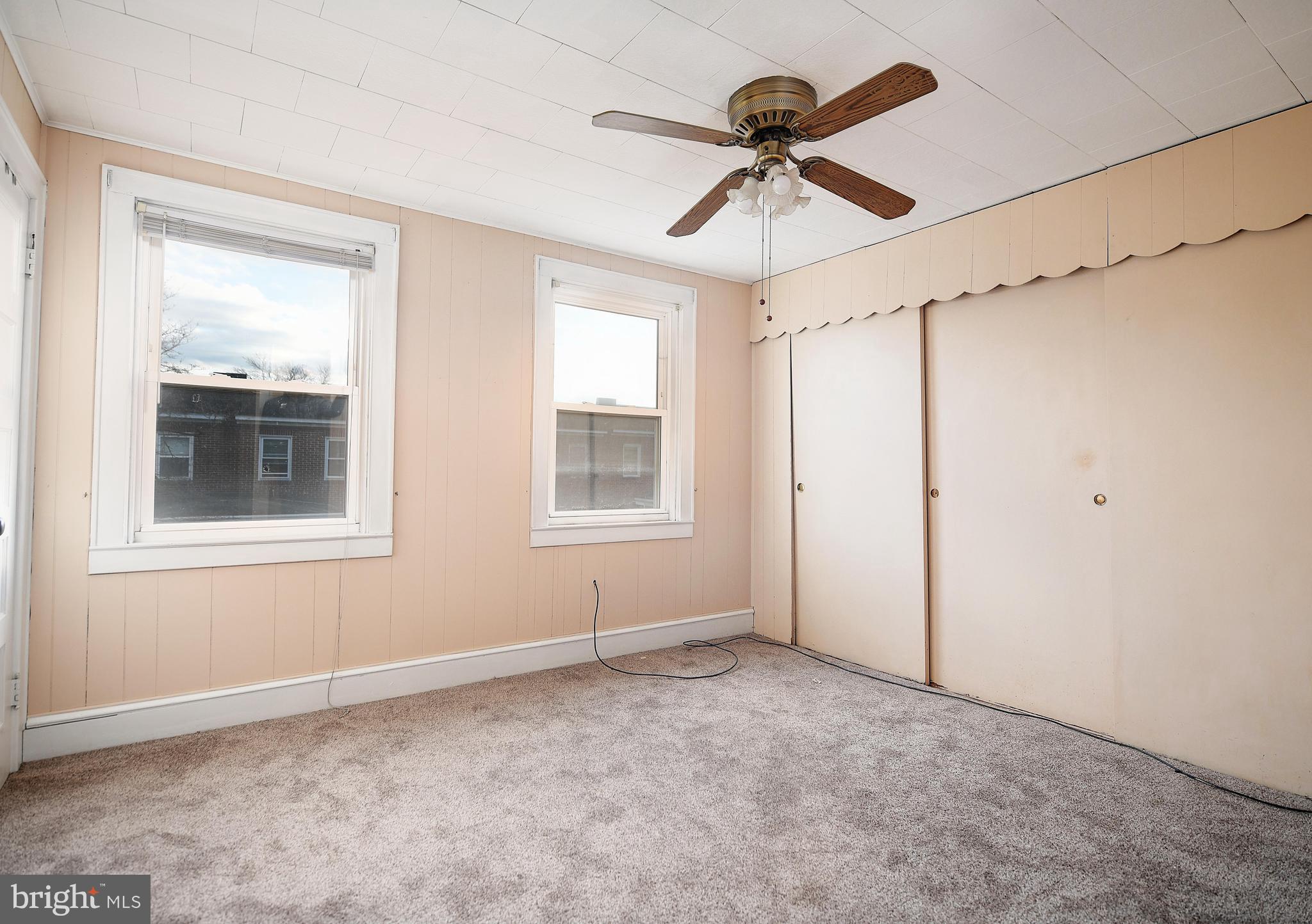 7036 Dunbar Road Dundalk, MD 21222 - Photo 13 of 21 Primary Bedroom