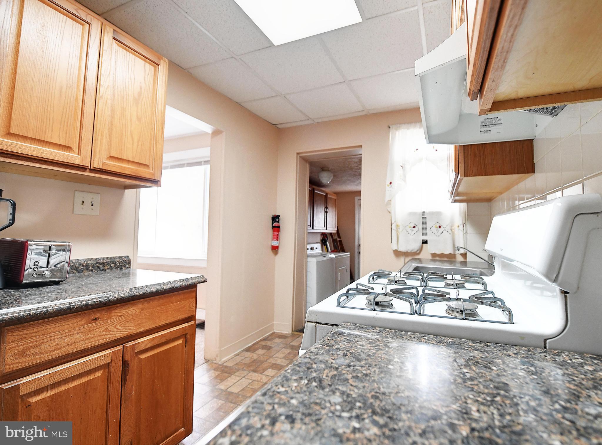 7036 Dunbar Road Dundalk, MD 21222 - Photo 10 of 21 Kitchen