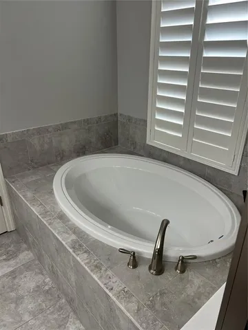 a bathroom with a tub
