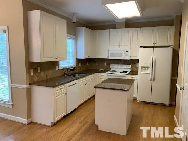 $2,500 | 104 Paper Chase Court, Cary, NC 27519