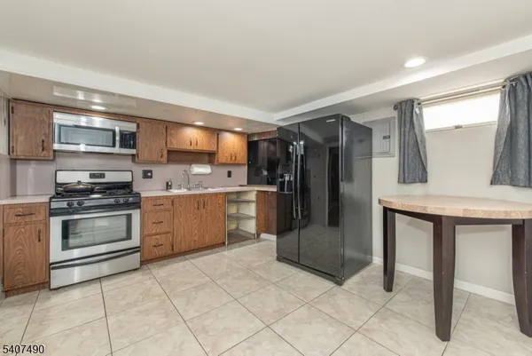 $2,600 | 140 Jackson Avenue, Woodland Park, NJ 07424