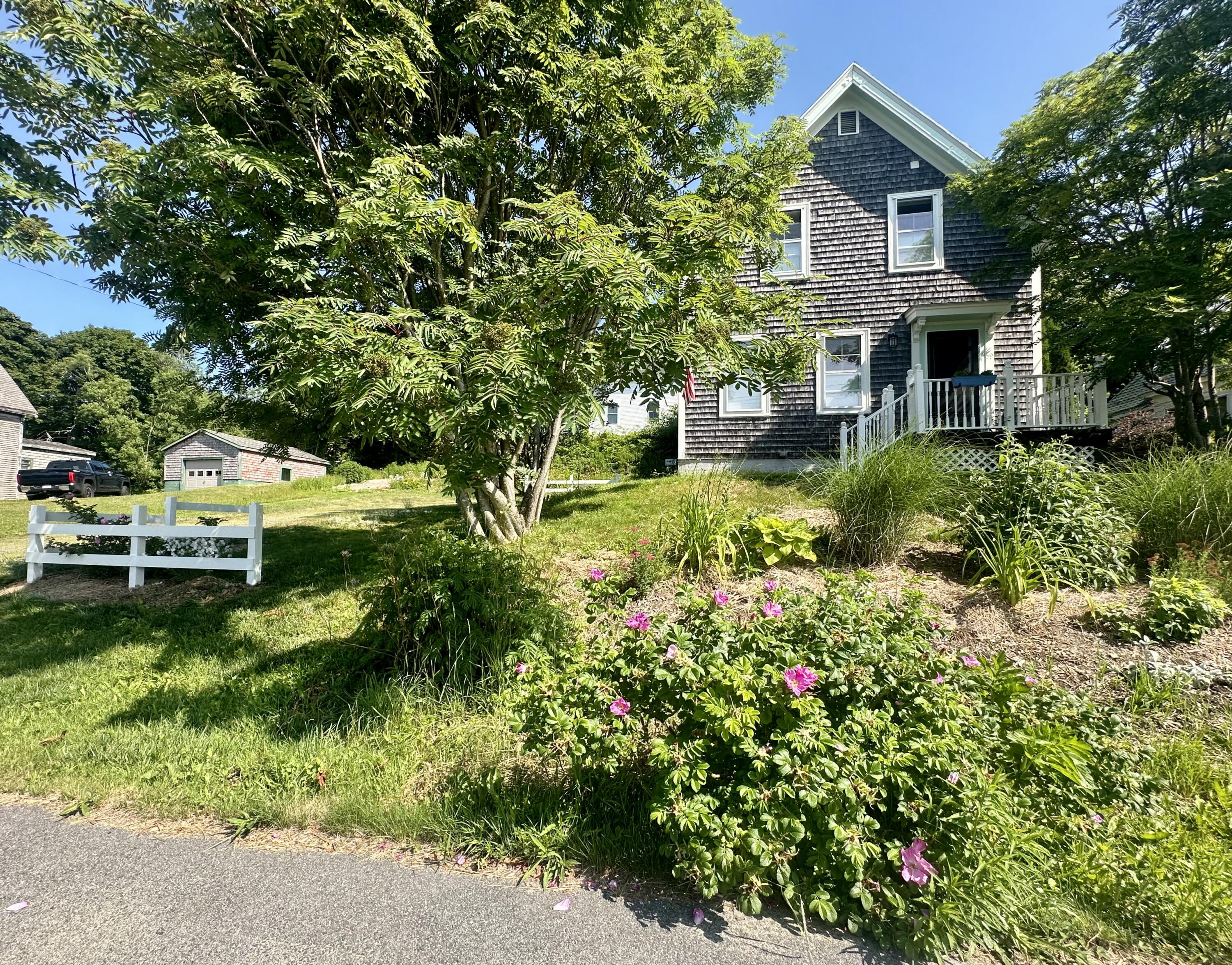 59 Washington Street Lubec, ME 04652 - Photo 9 of 69 IMG_4881