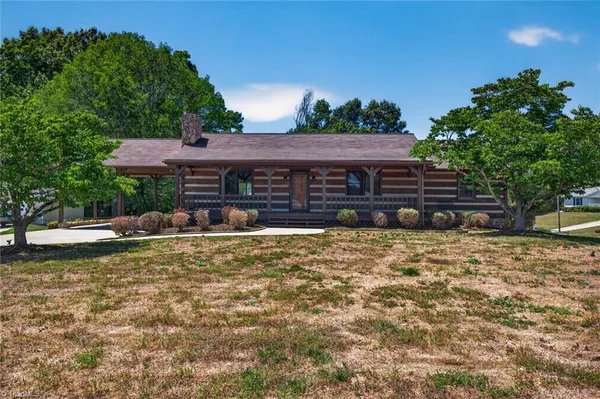 $339,900 | 7000 Oakridge Drive, Lexington, NC 27295