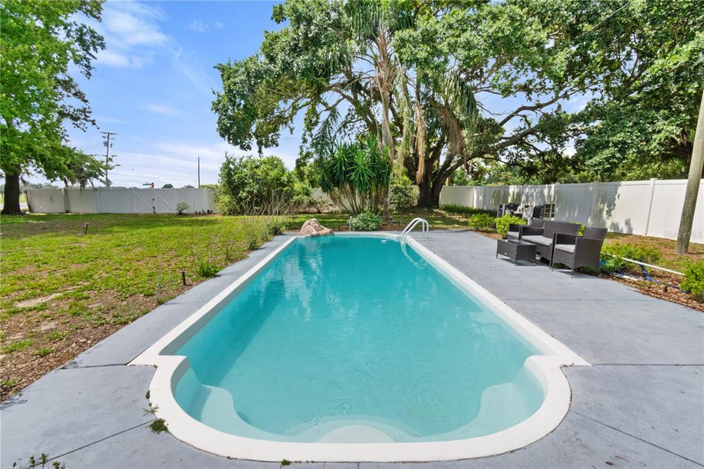 245 Alturas Road Bartow, FL 33830 - Photo 2 of 39