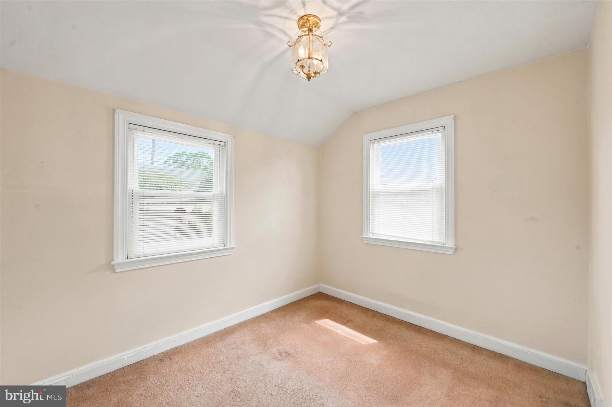 141 Flintlock Road Drexel Hill, PA 19026 - Photo 26 of 34