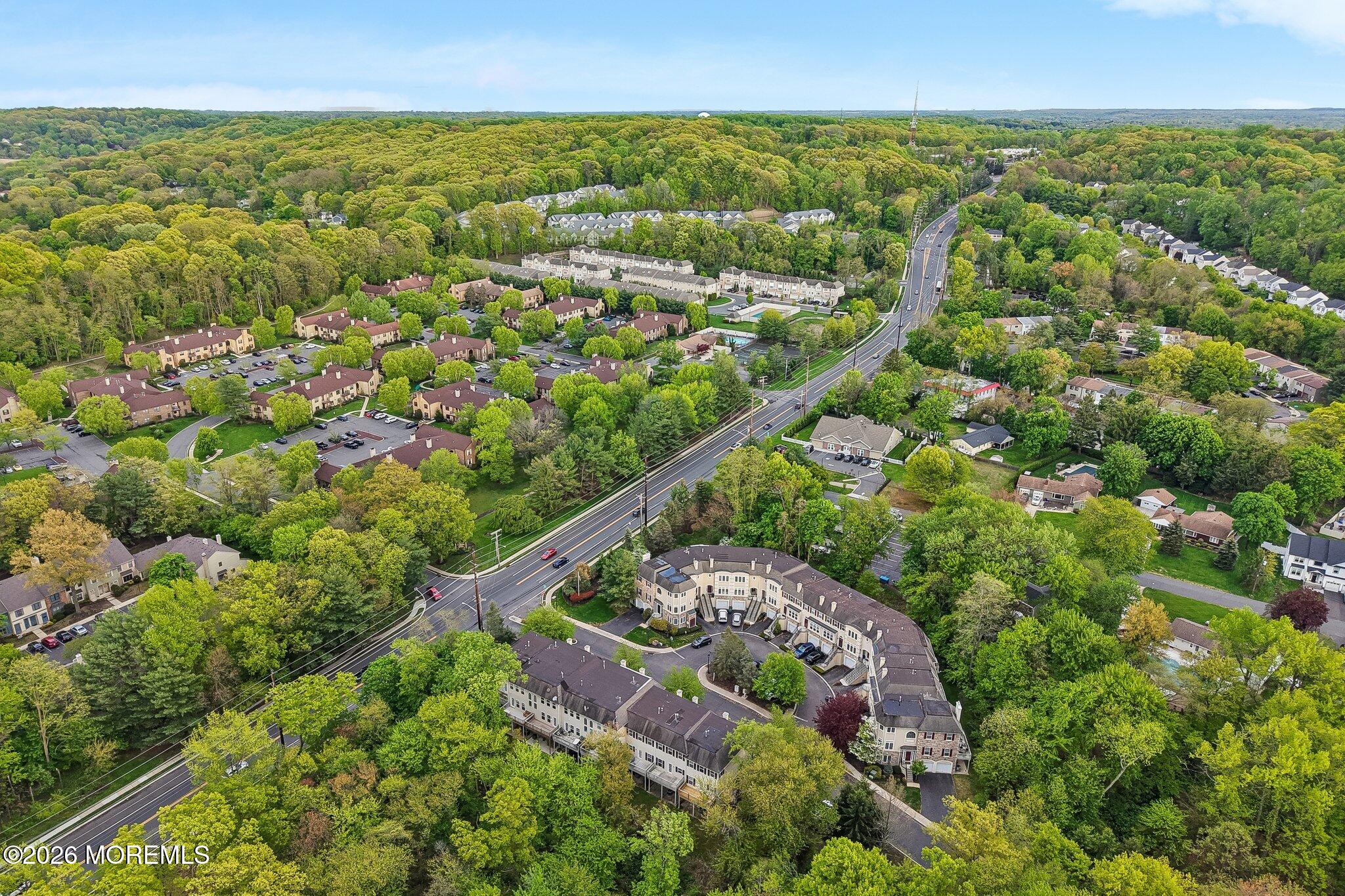14 West Aspen Way Matawan, NJ 07747 - Photo 38 of 46 11-web-or-mls-W Aspen Way-S0105-011