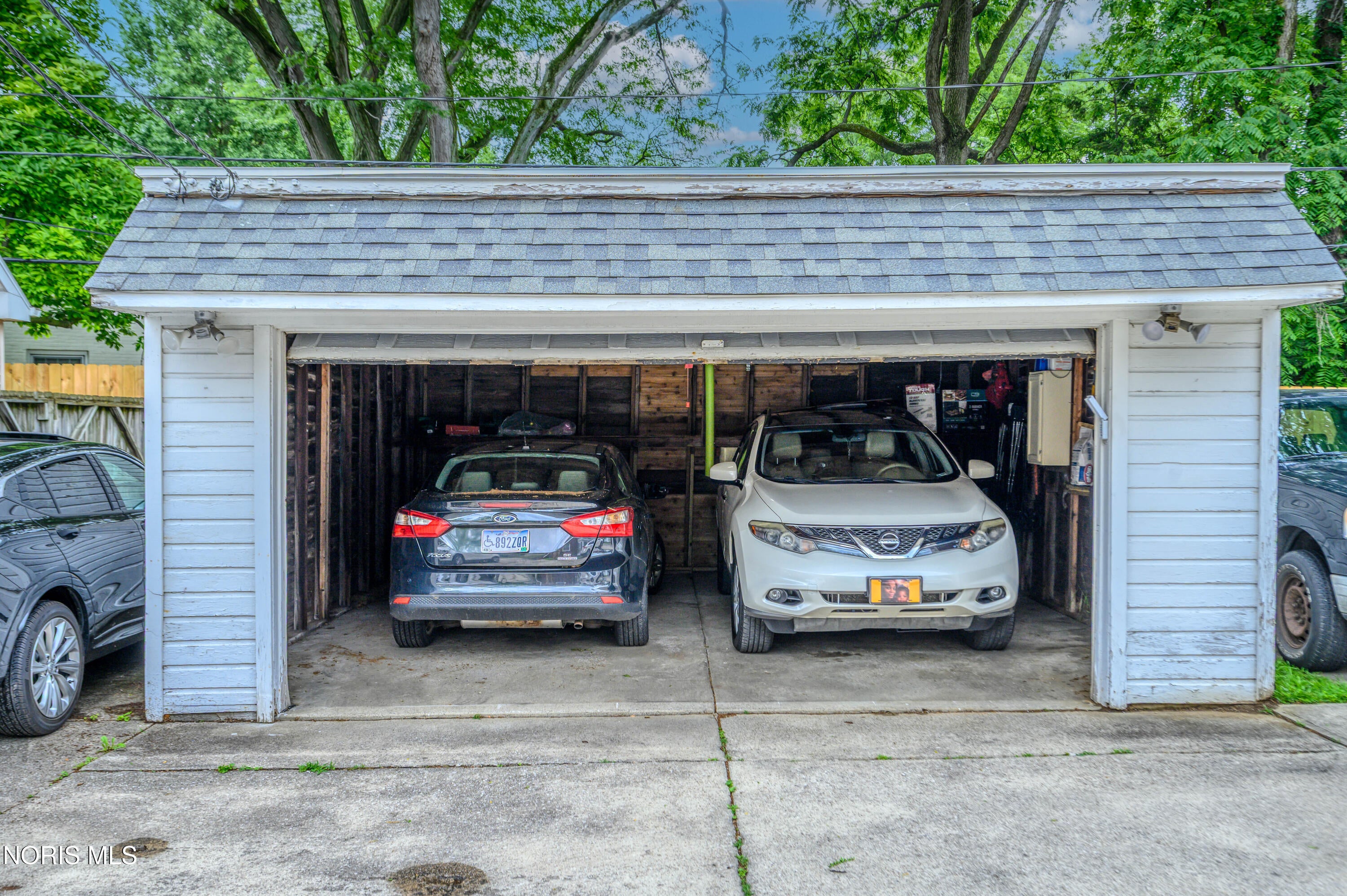 2128 Secor Road Toledo, OH 43606 - Photo 5 of 22 Gallery Image 5
