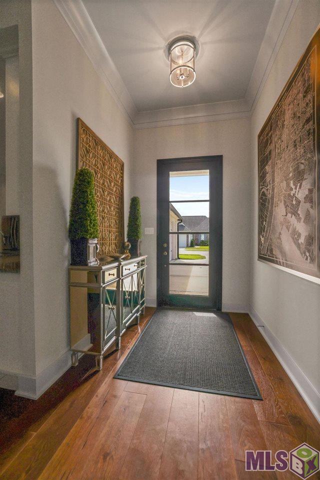 730 Portula Avenue Baton Rouge, LA 70820 - Photo 2 of 21 Gallery Image 2