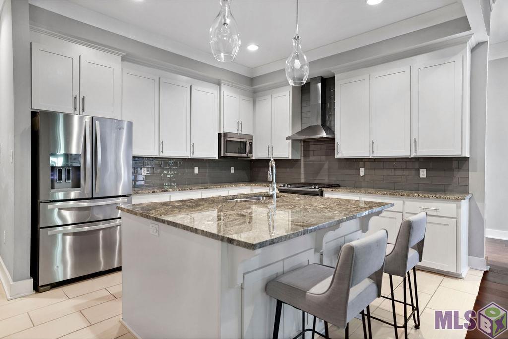 730 Portula Avenue Baton Rouge, LA 70820 - Photo 3 of 21 Gallery Image 3