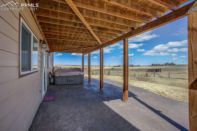 3225 Hoofprint Road Peyton, CO 80831 - Photo 8 of 46 Gallery Image 8
