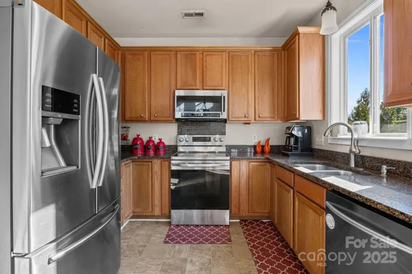 $425,000 | 1930 Wilburn Park Lane Northwest, Charlotte, NC 28269