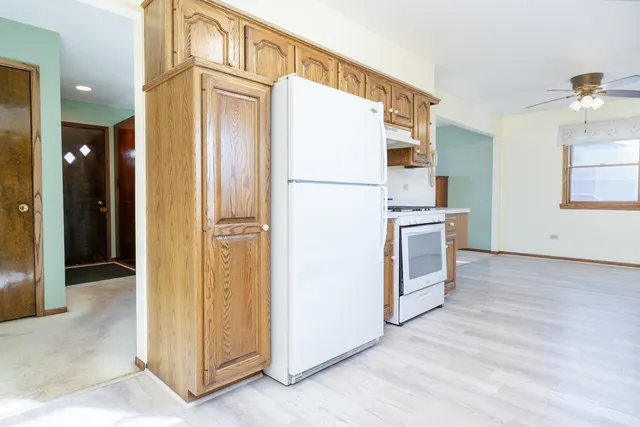 $280,000 | 1327 Timberline Drive, Joliet, IL 60431