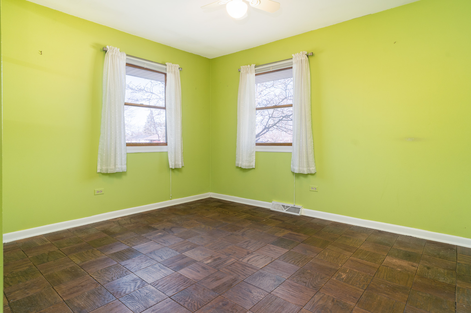 1327 Timberline Drive Joliet, IL 60431 - Photo 16 of 35