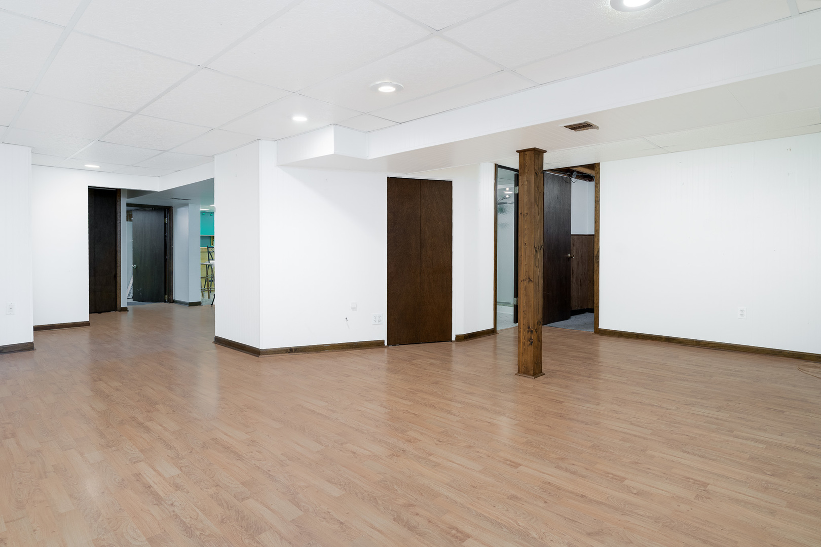 1327 Timberline Drive Joliet, IL 60431 - Photo 20 of 35 a view of an empty room with wooden floor
