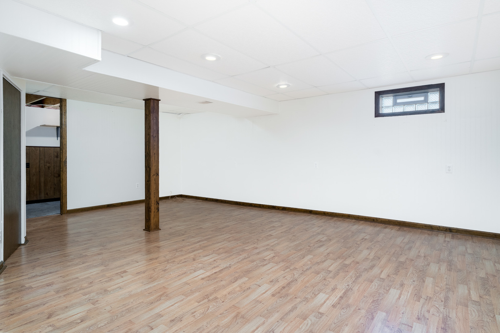 1327 Timberline Drive Joliet, IL 60431 - Photo 21 of 35 a view of an empty room with wooden floor