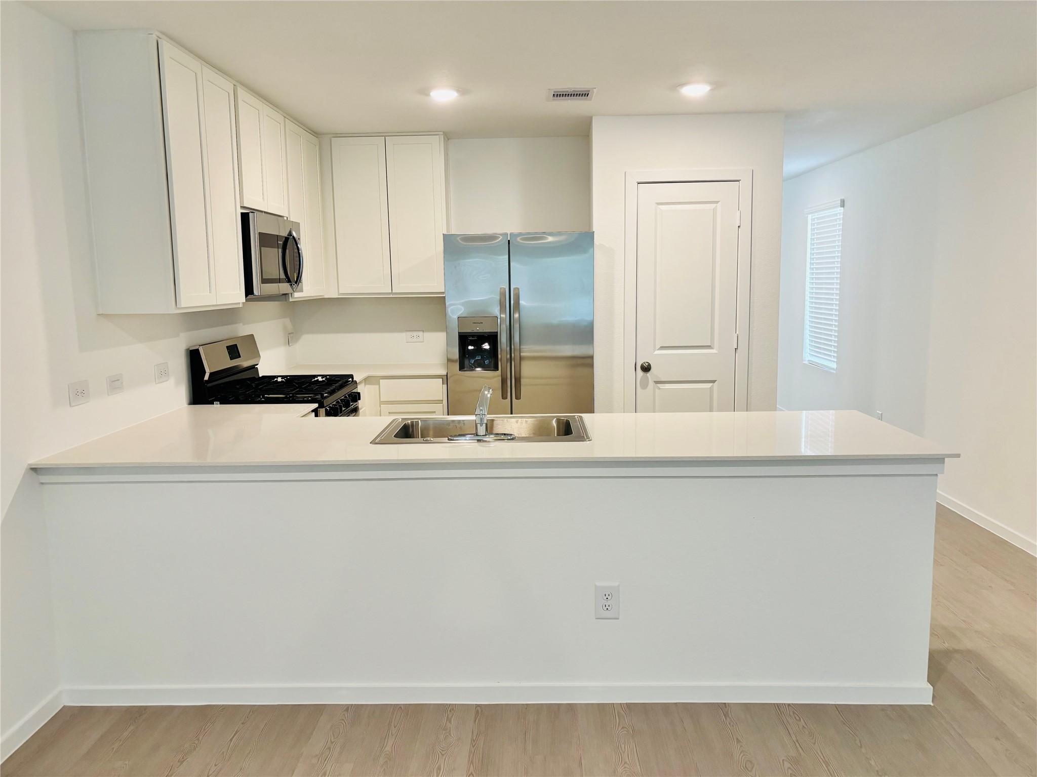 1747 West Stroker Road Crosby, TX 77532 - Photo 13 of 42