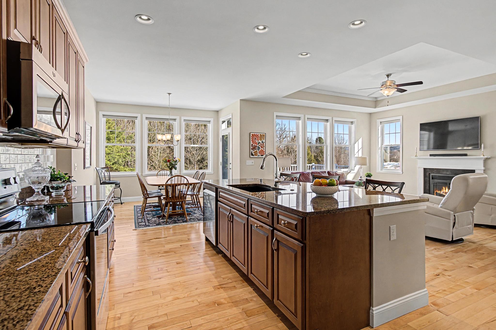 50 Halfmoon Lane Williston, VT 05495 - Photo 13 of 59