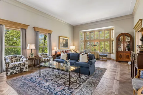 $1,500,000 | 5840 Mt Normandale Drive, Bloomington, MN 55437