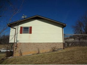 618 Long Hollow Road Elizabethton, TN 37643 - Photo 3 of 16 Photo 3
