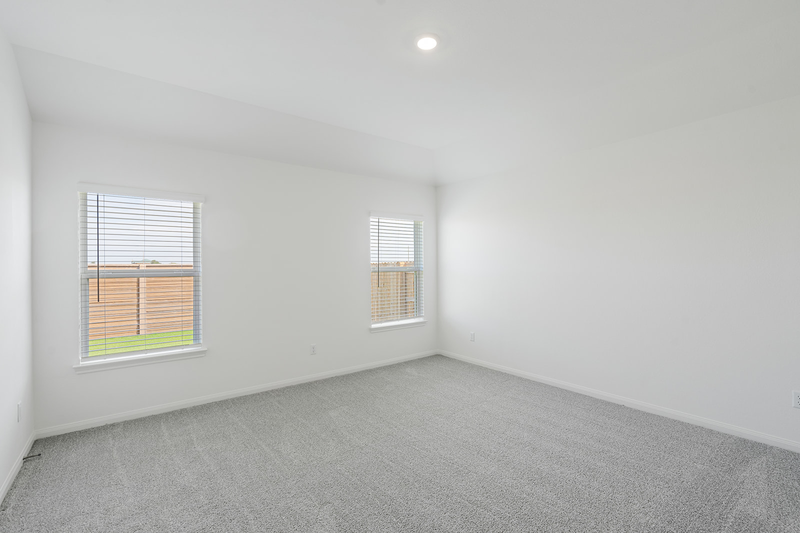 112 Paria Court Jarrell, TX 76537 - Photo 5 of 8 an empty room with a window