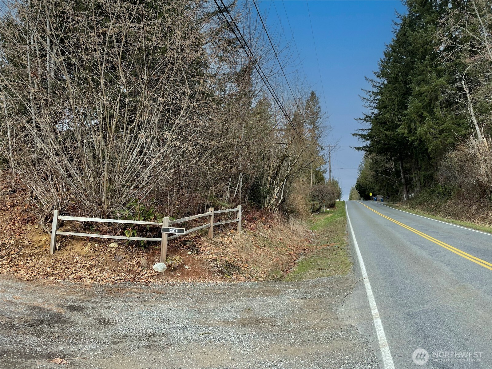 12514 Chain Lake Road Snohomish, WA 98290 - Photo 27 of 27 a view of outdoor space and yard