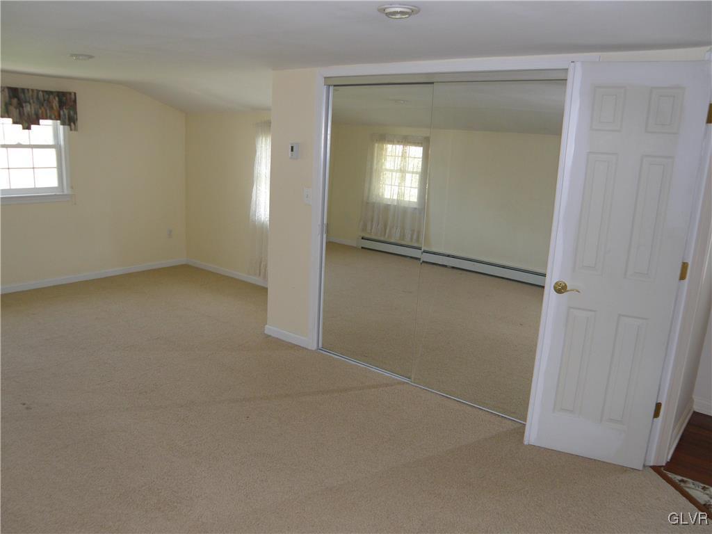 4202 Bethman Road Easton, PA 18045 - Photo 20 of 28 an empty room with a mirror