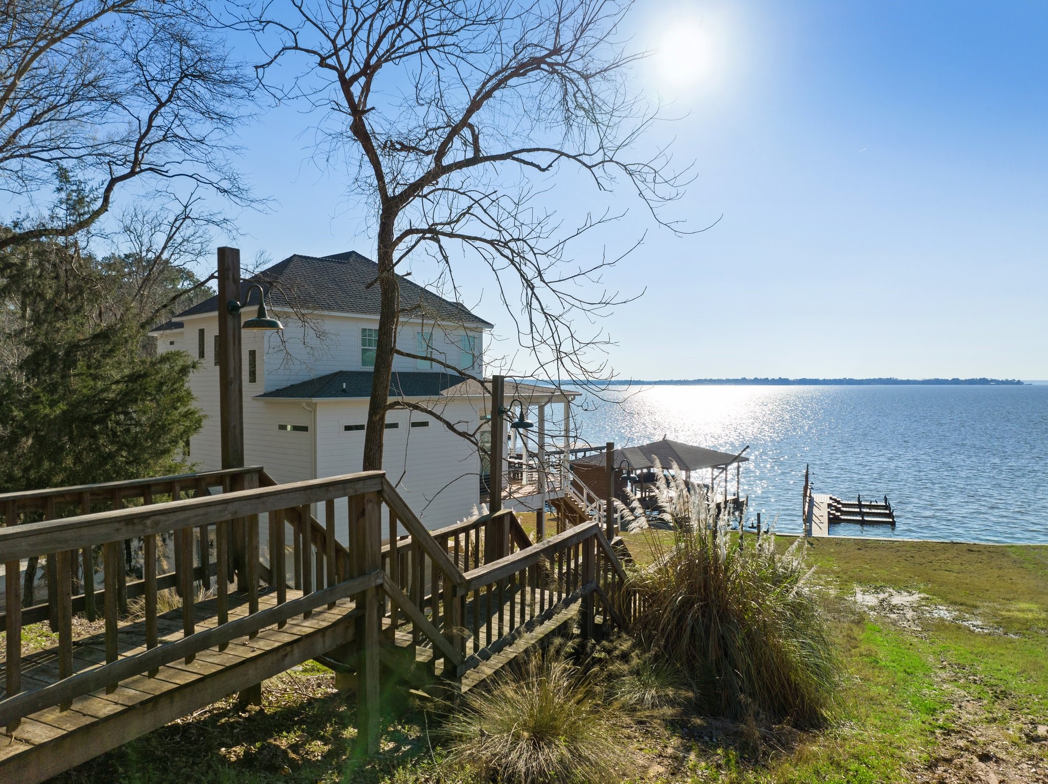 434445 Rob Livingston, TX 77351 - Photo 8 of 13 a view of a house with a yard from a balcony