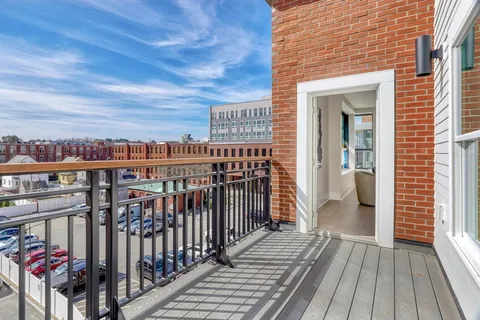 $799,900 | 62 Foundry Street, Unit 208, Wakefield, MA 01880