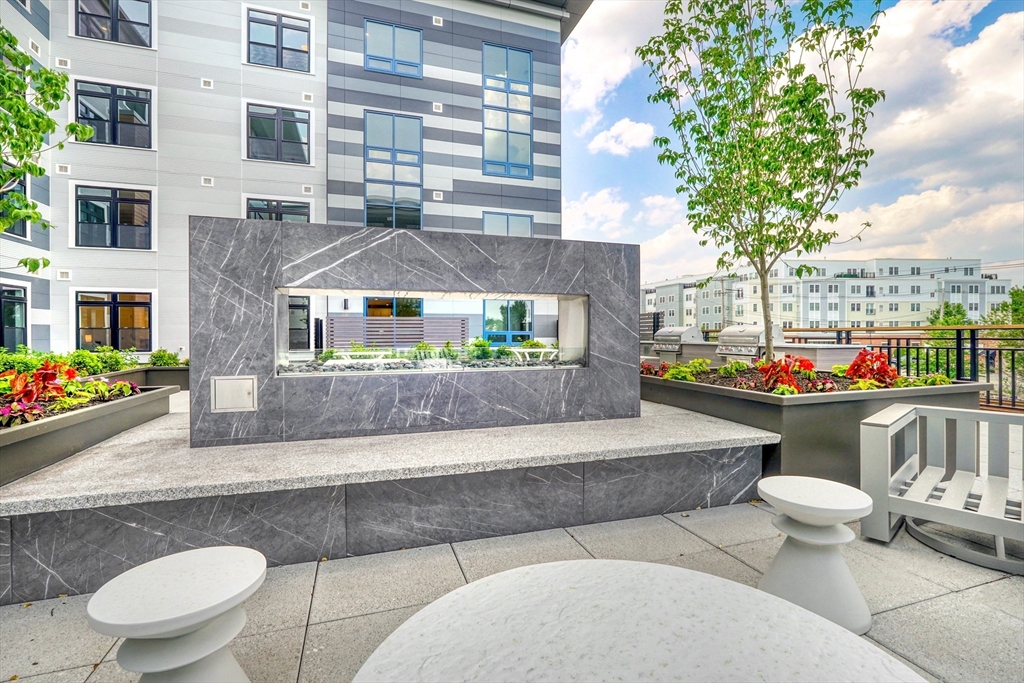 62 Foundry Street, Unit 208 Wakefield, MA 01880 - Photo 33 of 36