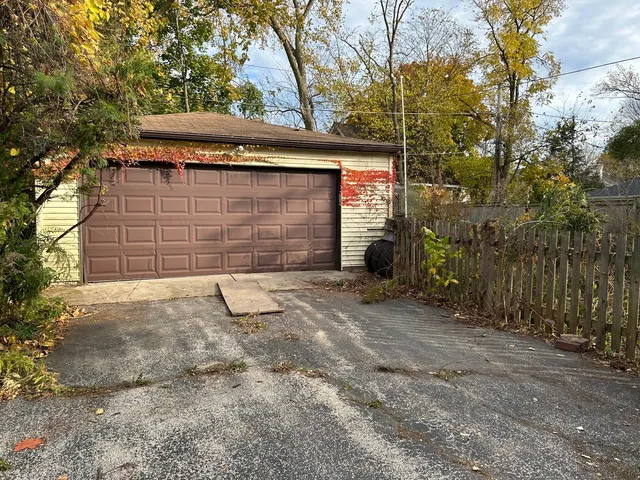 $449,000 | 1041 Sheridan Avenue, Deerfield, IL 60015