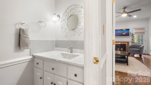 $599,000 | 3523 Kylemore Court, Charlotte, NC 28210