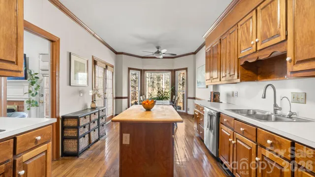 $599,000 | 3523 Kylemore Court, Charlotte, NC 28210